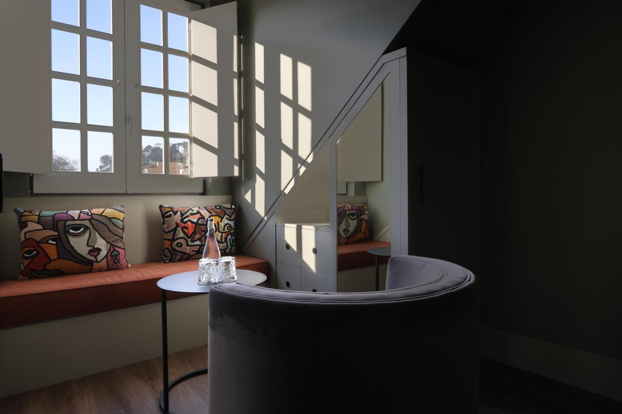 Hotel Timbre Virtudes OOporto Esterno foto The spiral staircase