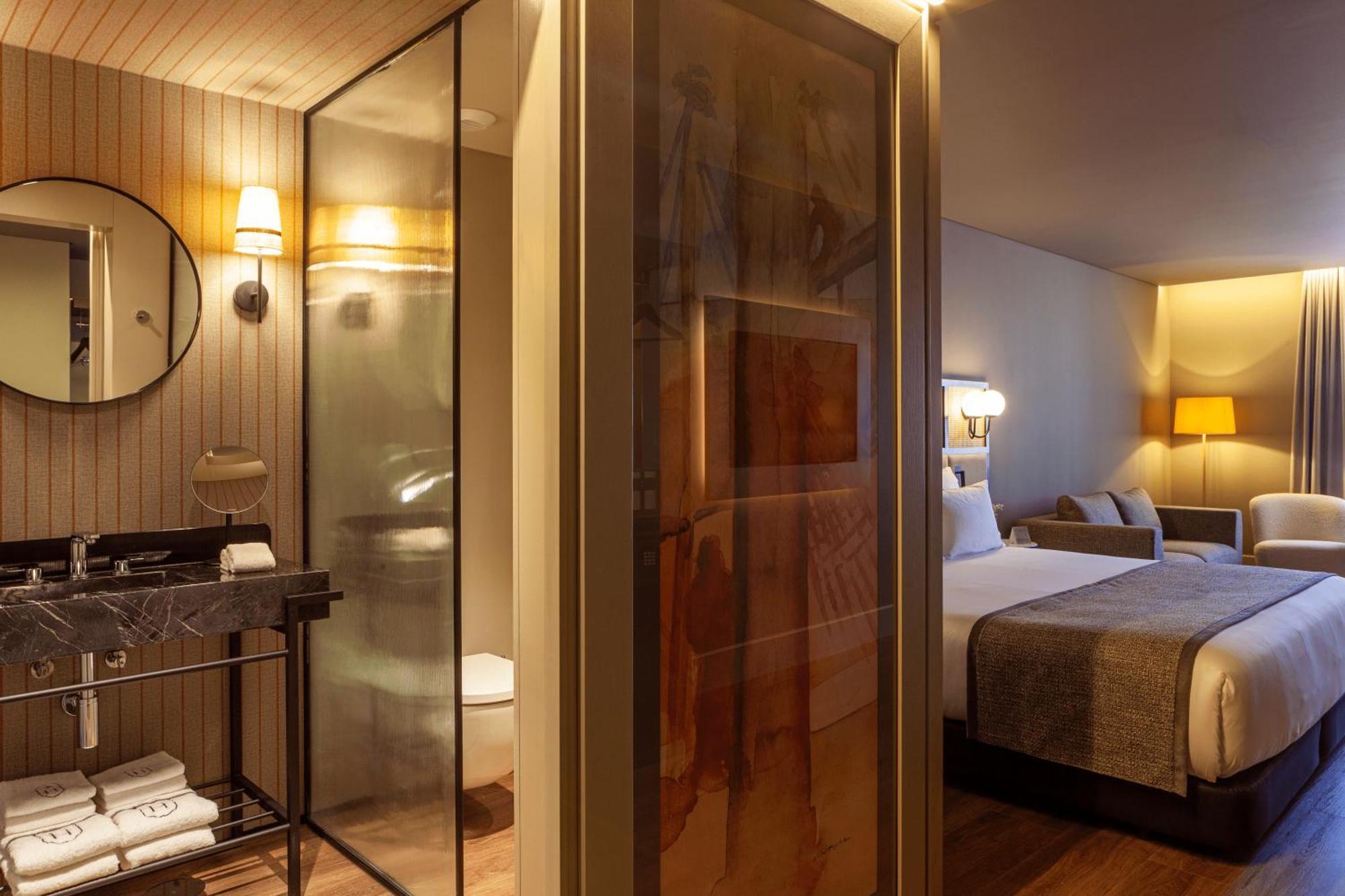 Hotel Timbre Virtudes OOporto Esterno foto A room at the hotel