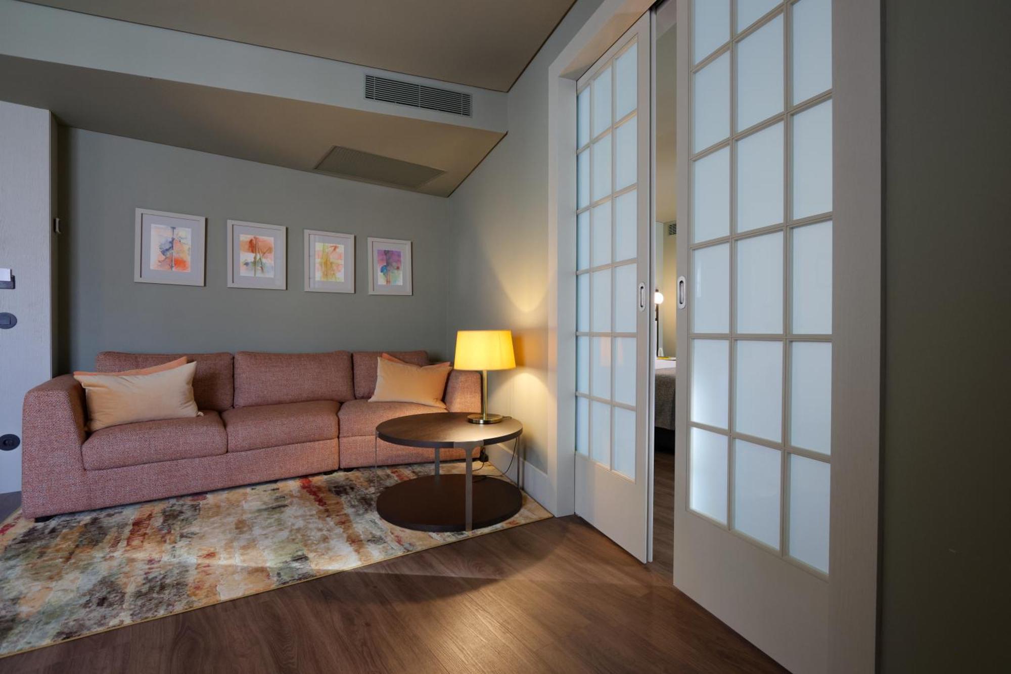 Hotel Timbre Virtudes OOporto Esterno foto A room with a shōji