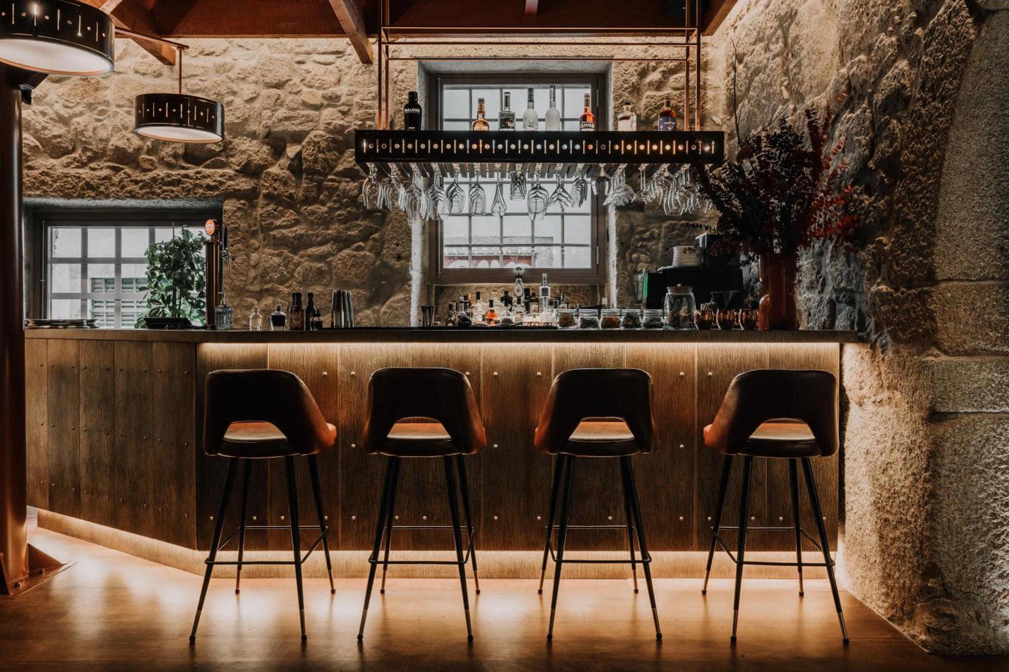 Hotel Timbre Virtudes OOporto Esterno foto The bar at the restaurant